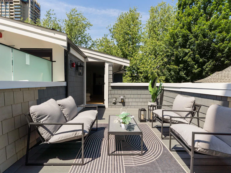 1685 Nelson Street, Vancouver, BC, V6G 1M3 - 34