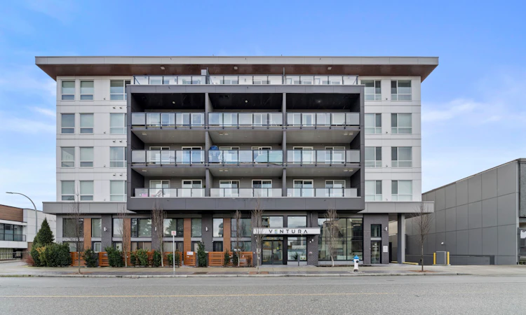 109-32838 Ventura Avenue