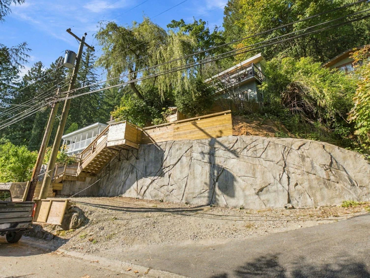 2787 Panorama Drive, North Vancouver, BC, V7G 1V7 - 32