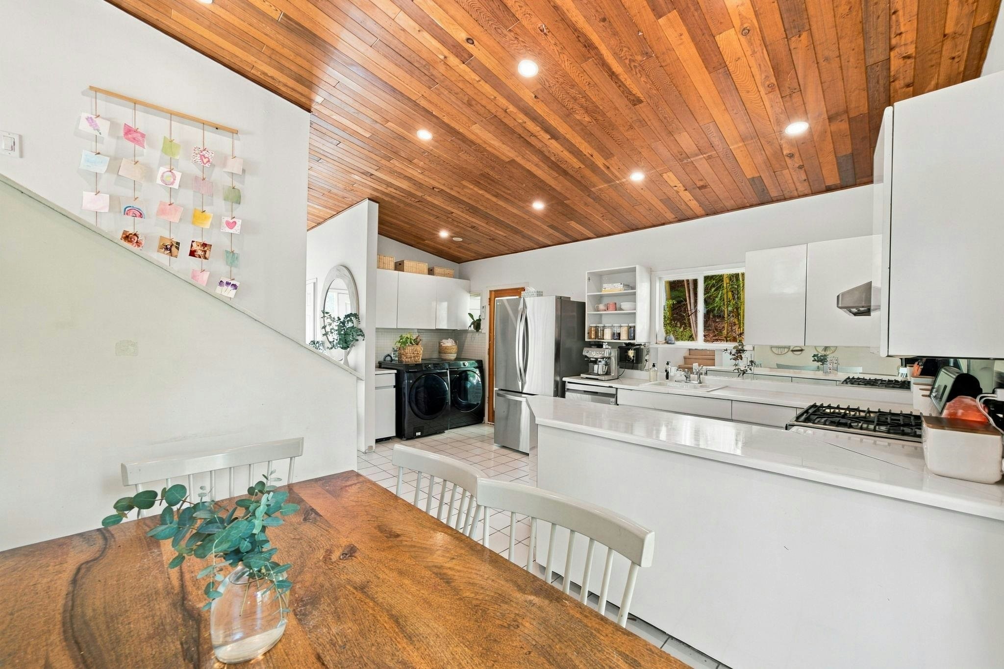 2787 Panorama Drive, North Vancouver, BC, V7G 1V7 - 12