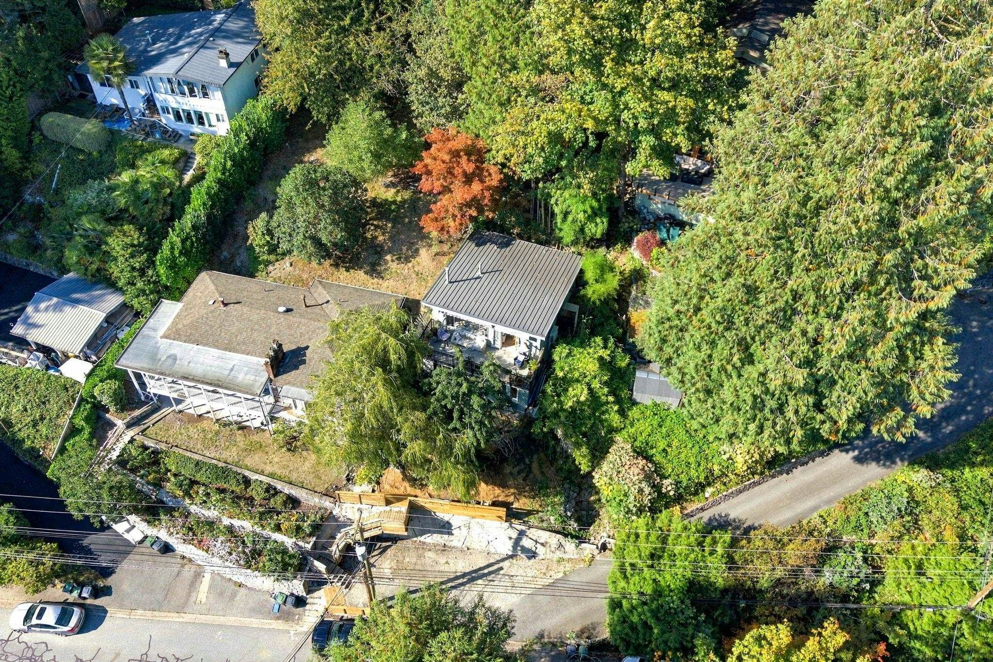 2787 Panorama Drive, North Vancouver, BC, V7G 1V7 - 23