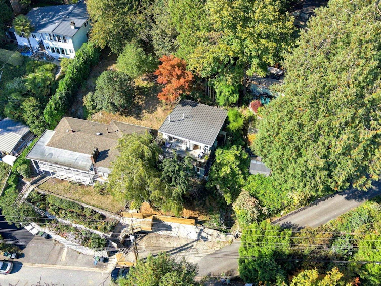 2787 Panorama Drive, North Vancouver, BC, V7G 1V7 - 23