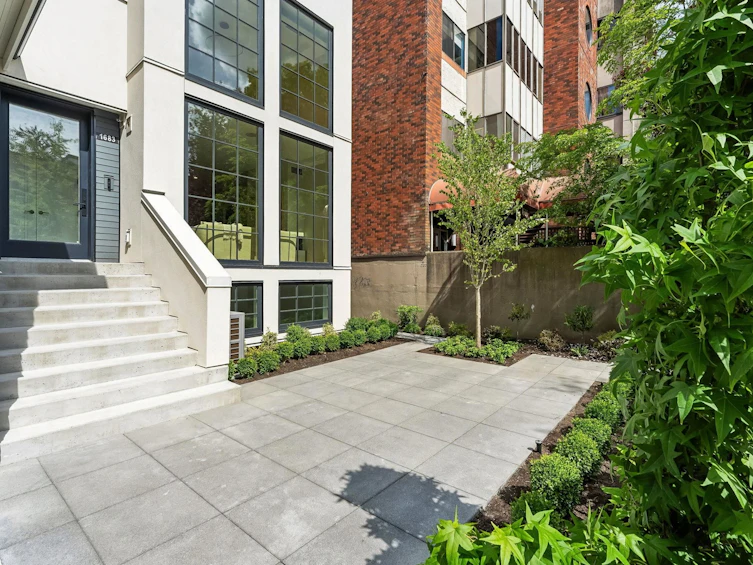 1683 Nelson Street, Vancouver, BC, V6G 1M3 - 3