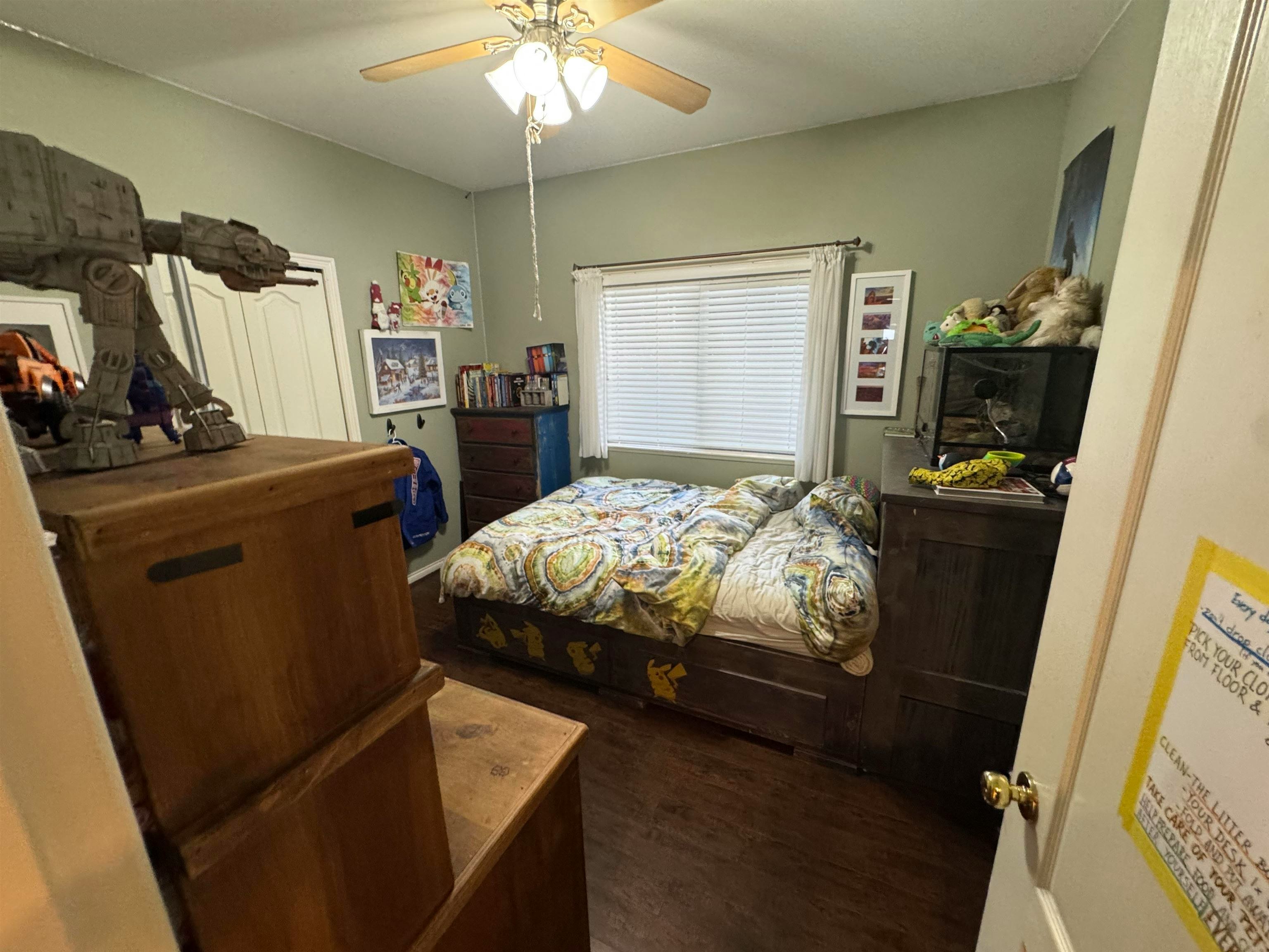 6693 Canada Way - 5