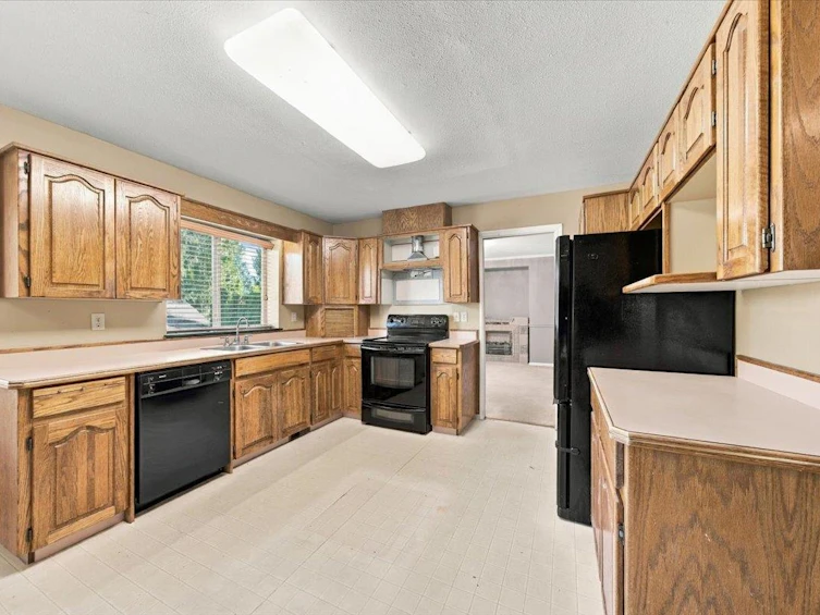 21583 126 Avenue, Maple Ridge, BC, V4R 2H1 - 9