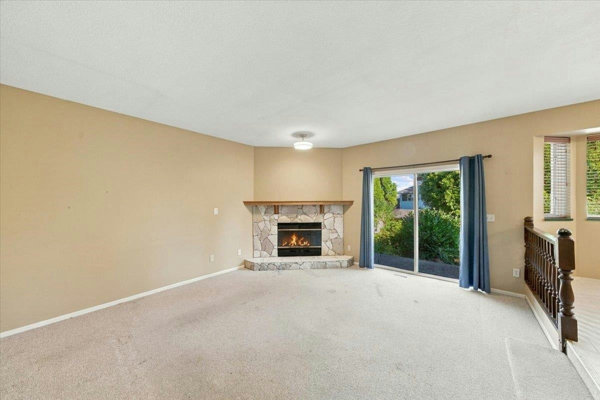 21583 126 Avenue, Maple Ridge, BC, V4R 2H1 - 13