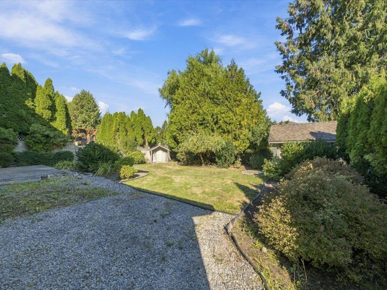 21583 126 Avenue, Maple Ridge, BC, V4R 2H1 - 30
