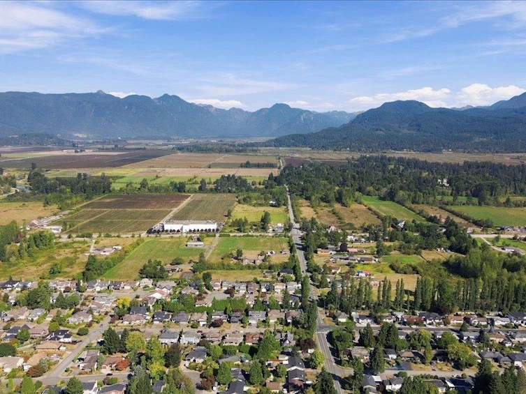 21583 126 Avenue, Maple Ridge, BC, V4R 2H1 - 34