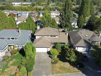 21583 126 Avenue - 2