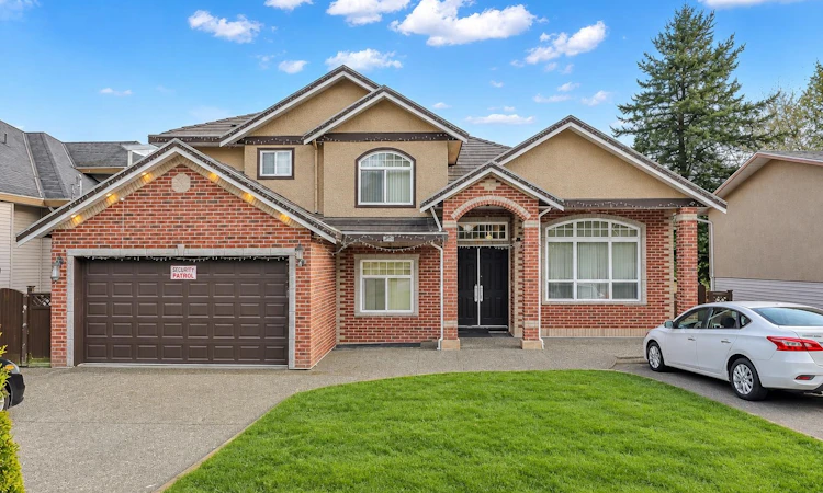 14078 68 Avenue