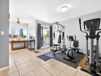 8396 Centre Street - 4