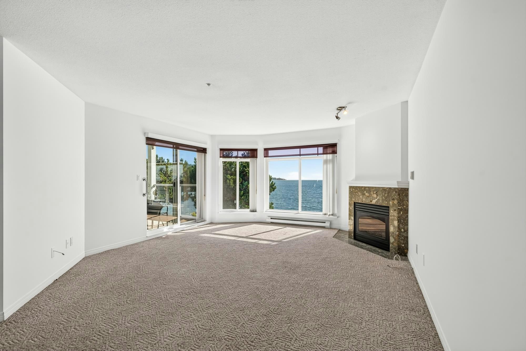 202-5470 Inlet Avenue, Sechelt, BC, V7Z 0H4 - 19