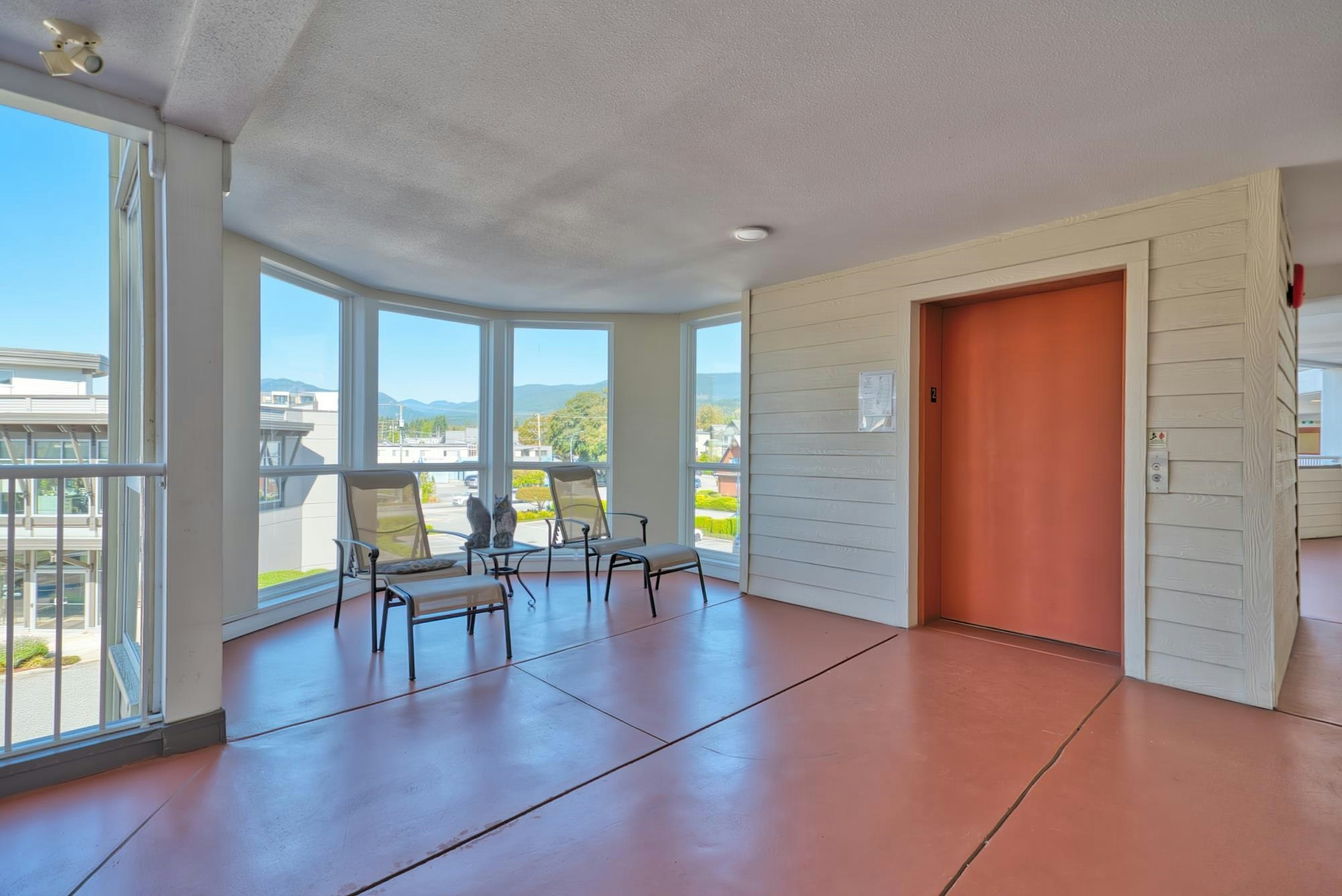 202-5470 Inlet Avenue, Sechelt, BC, V7Z 0H4 - 32