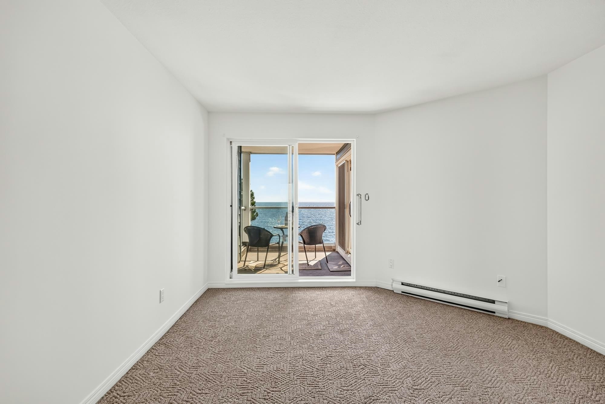 202-5470 Inlet Avenue, Sechelt, BC, V7Z 0H4 - 24
