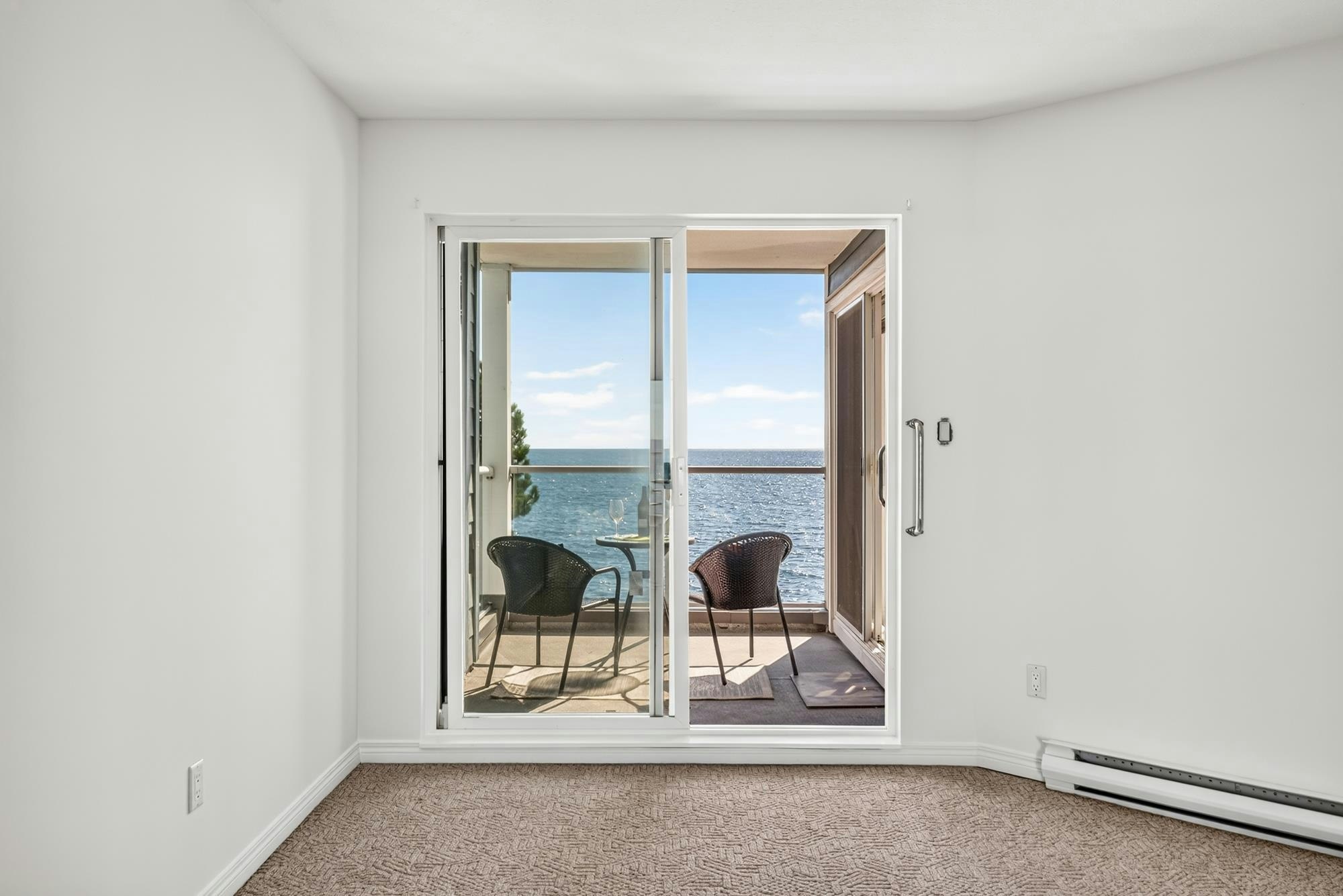 202-5470 Inlet Avenue, Sechelt, BC, V7Z 0H4 - 23