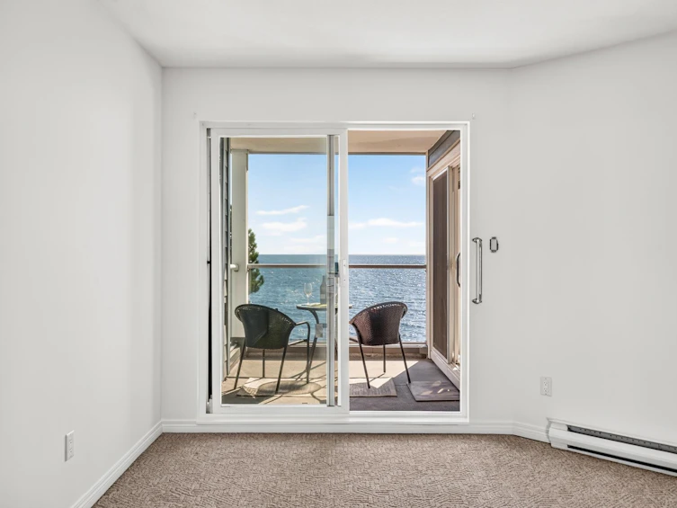 202-5470 Inlet Avenue, Sechelt, BC, V7Z 0H4 - 23