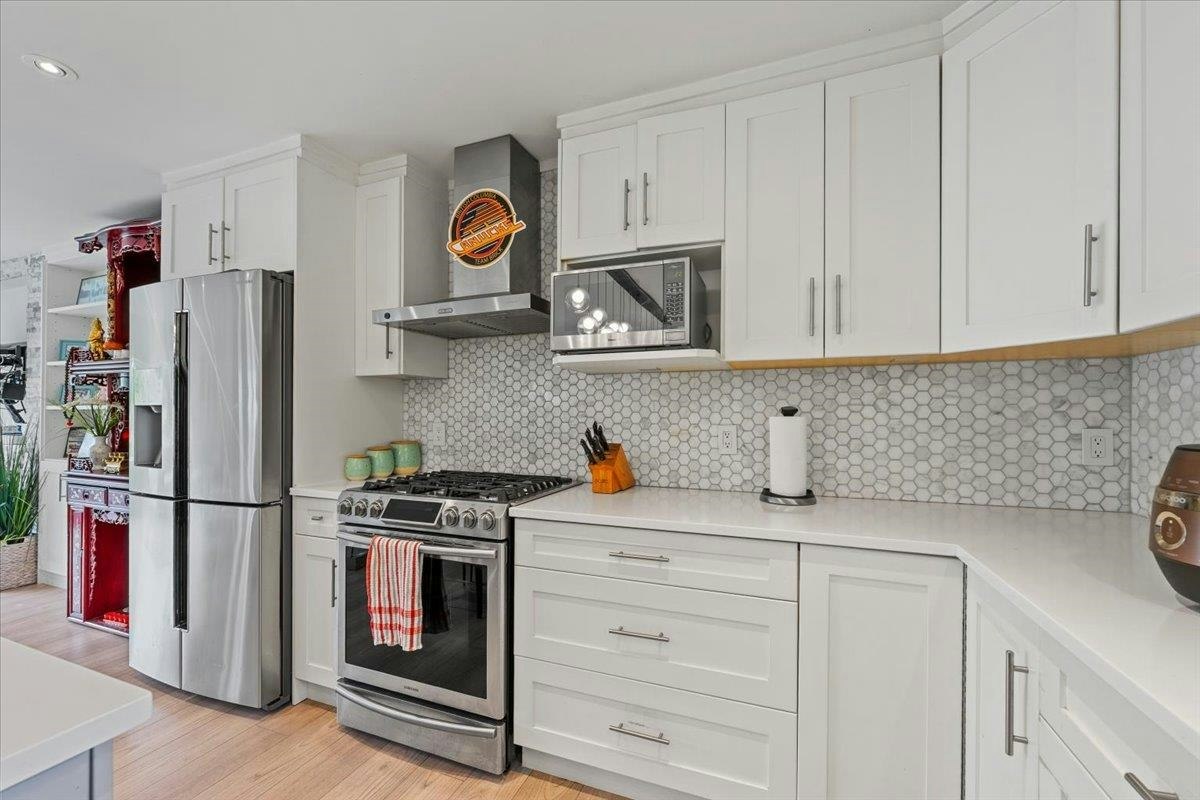 23177 Willett Avenue, Richmond, BC, V6V 3C6 - 12