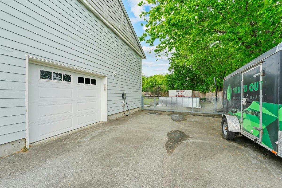 23177 Willett Avenue, Richmond, BC, V6V 3C6 - 40