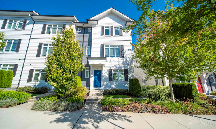 13-2070 Oak Meadows Drive