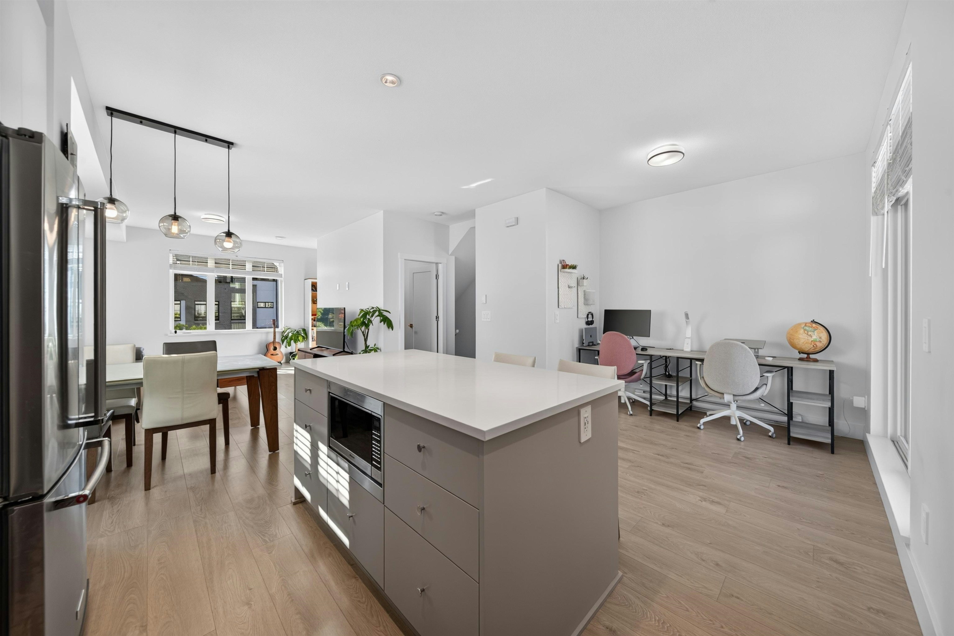 13-2070 Oak Meadows Drive, Surrey, BC, V3Z 1J1 - 17