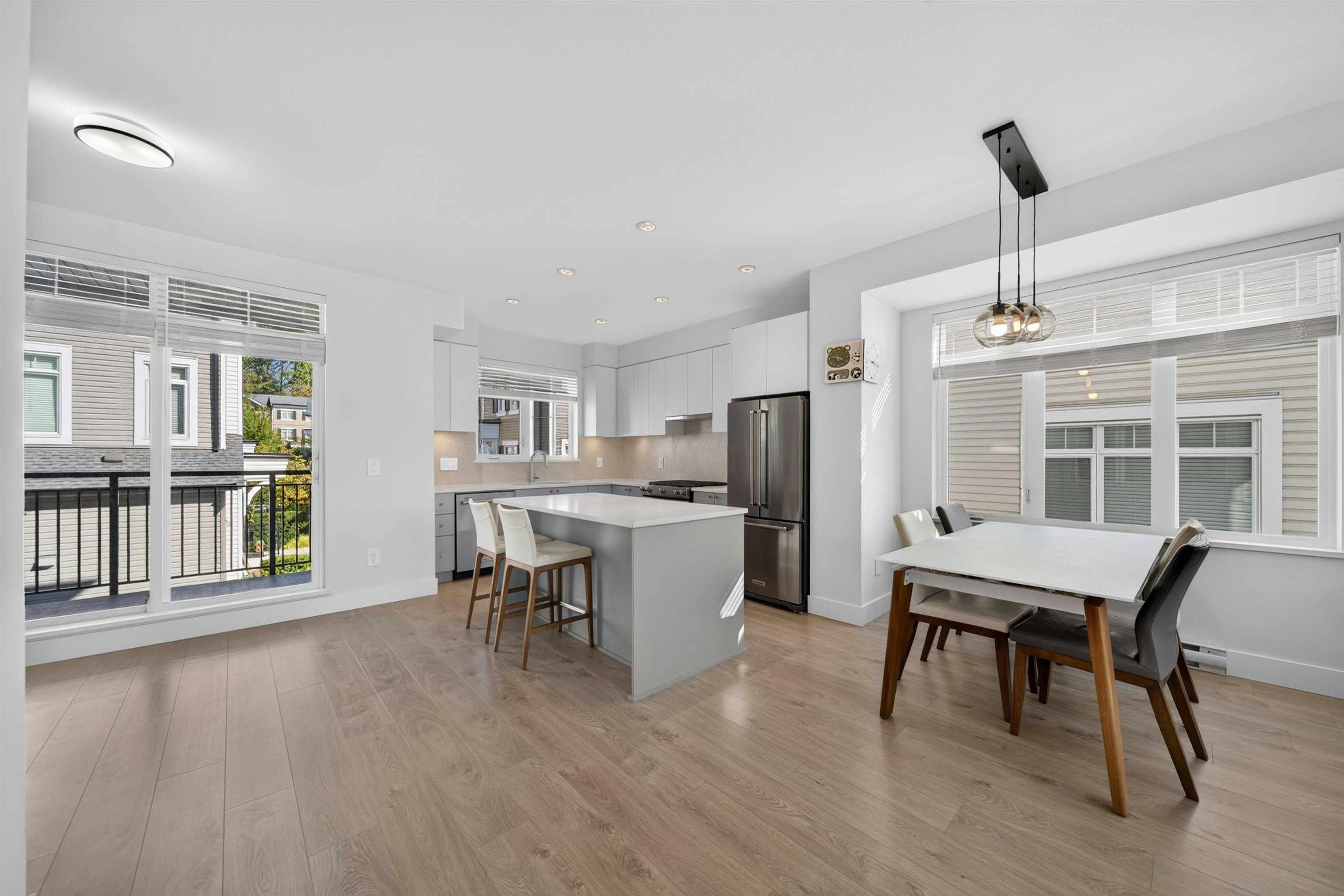 13-2070 Oak Meadows Drive, Surrey, BC, V3Z 1J1 - 13