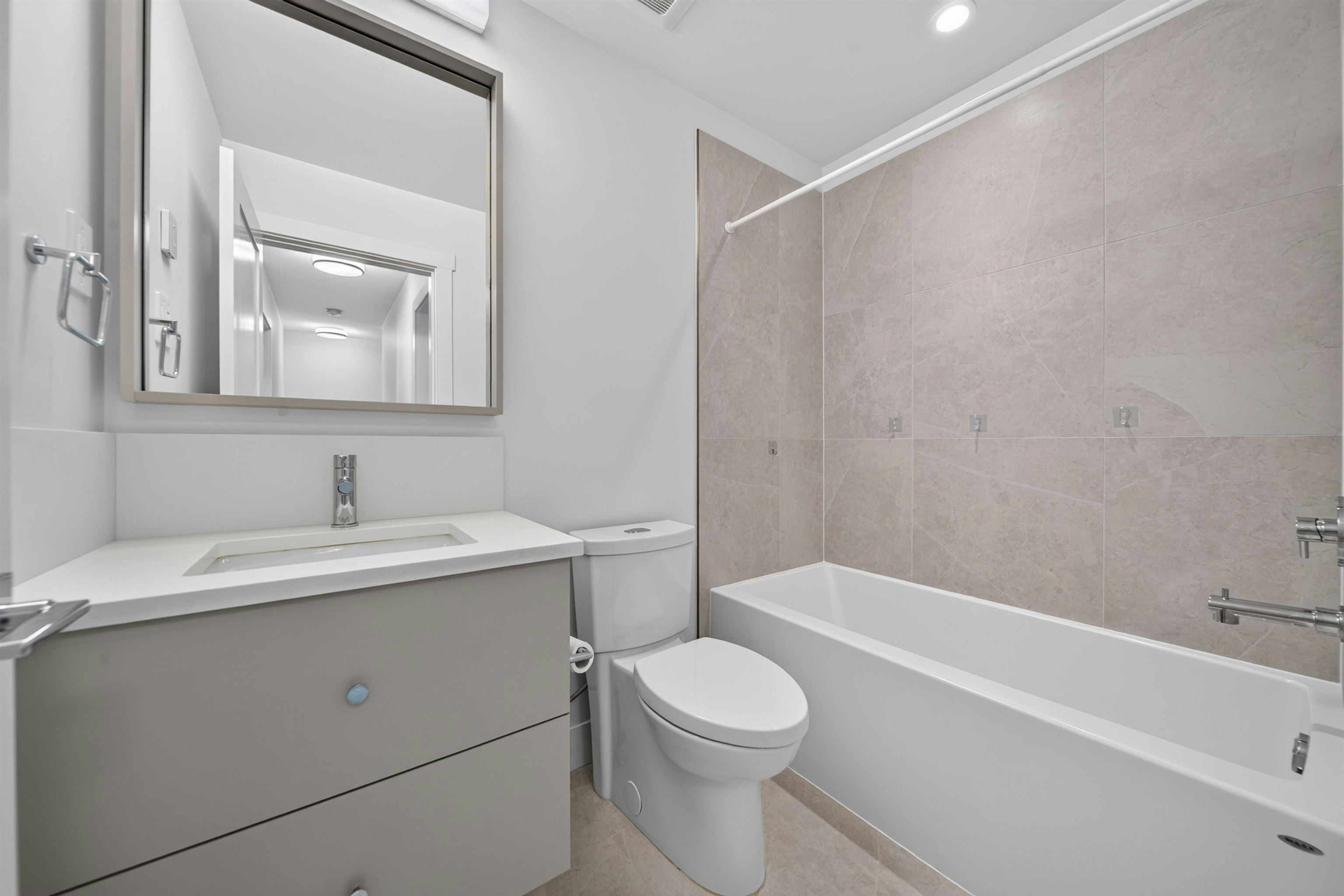 13-2070 Oak Meadows Drive, Surrey, BC, V3Z 1J1 - 28
