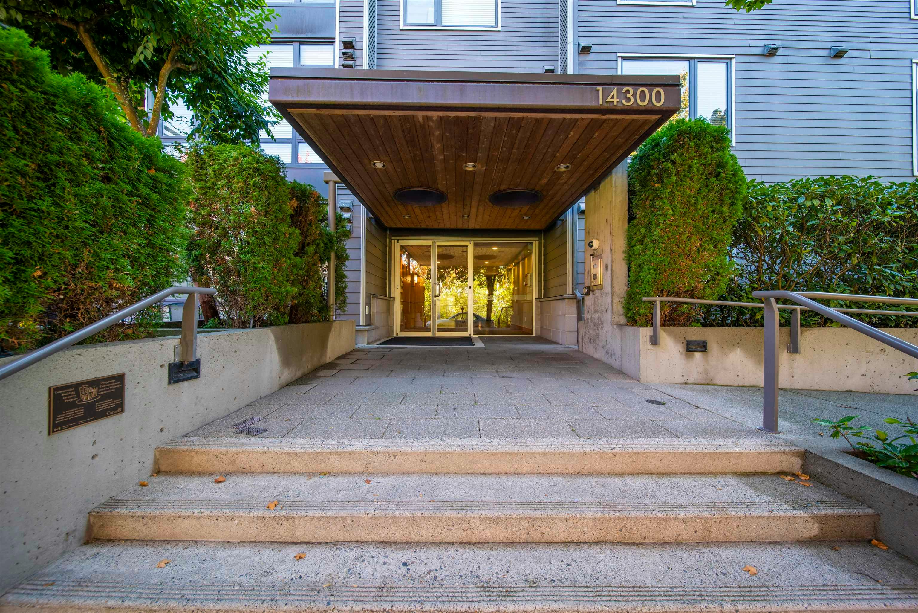 207-14300 Riverport Way - 5