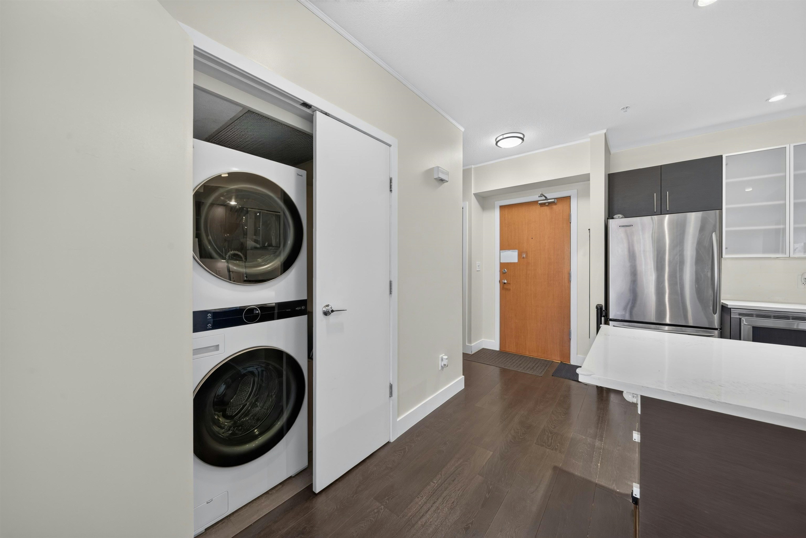 207-14300 Riverport Way, Richmond, BC, V6W 0A4 - 14