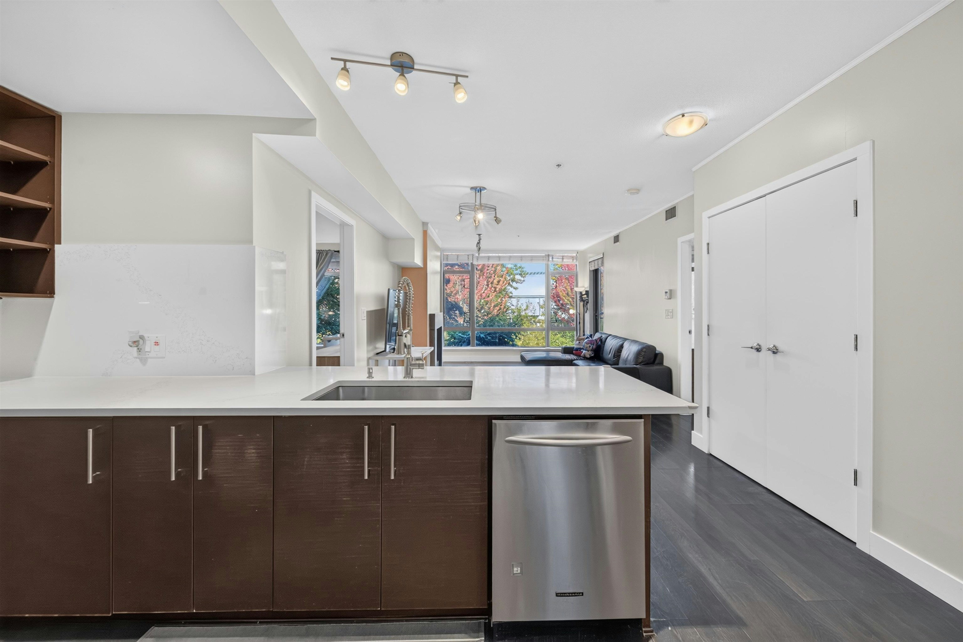 207-14300 Riverport Way, Richmond, BC, V6W 0A4 - 7