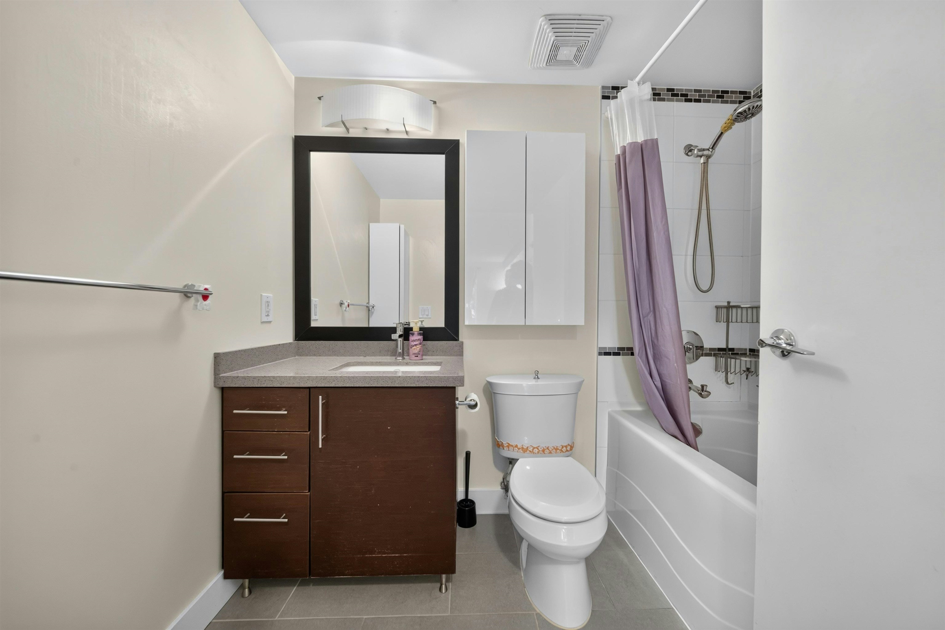 207-14300 Riverport Way, Richmond, BC, V6W 0A4 - 31