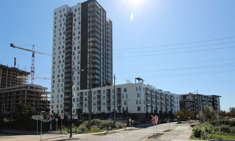 522-3430 E Kent Avenue South