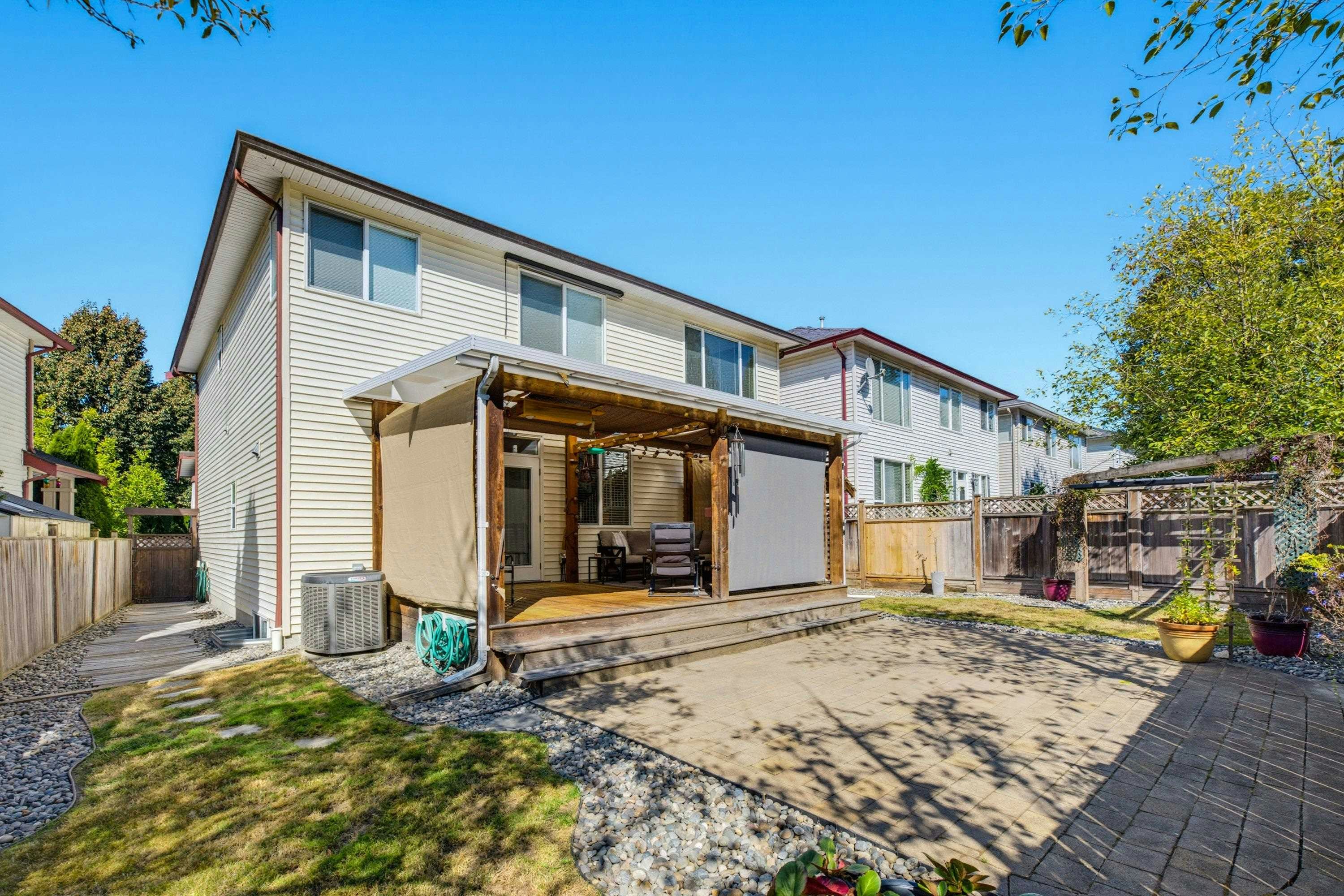 24070 Hill Avenue, Maple Ridge, BC, V2W 1Z9 - 39