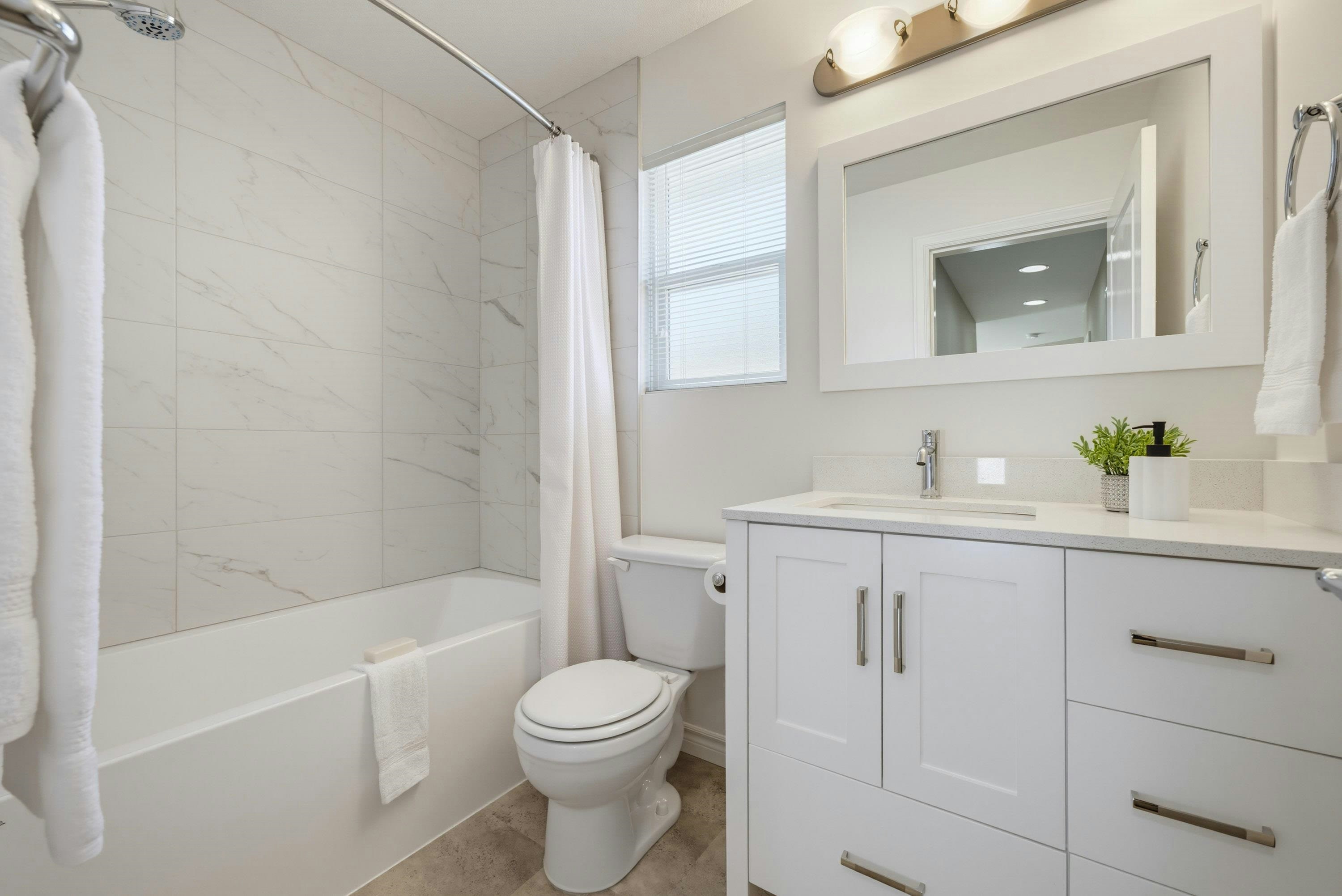 24070 Hill Avenue, Maple Ridge, BC, V2W 1Z9 - 19