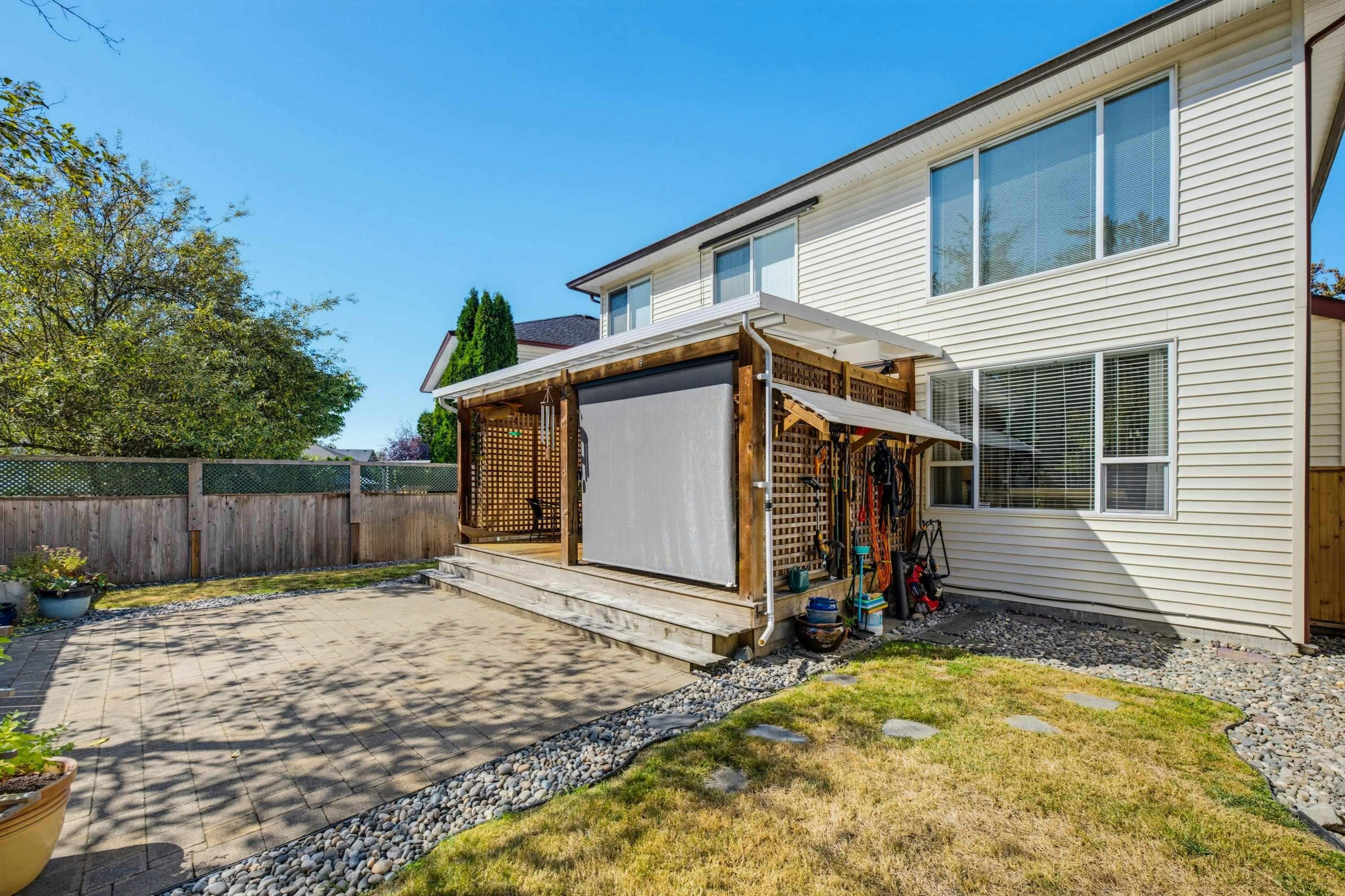24070 Hill Avenue, Maple Ridge, BC, V2W 1Z9 - 36