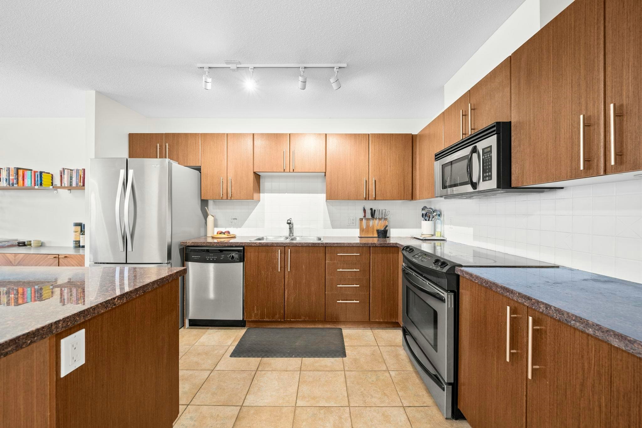 1007-2088 Madison Avenue - 4