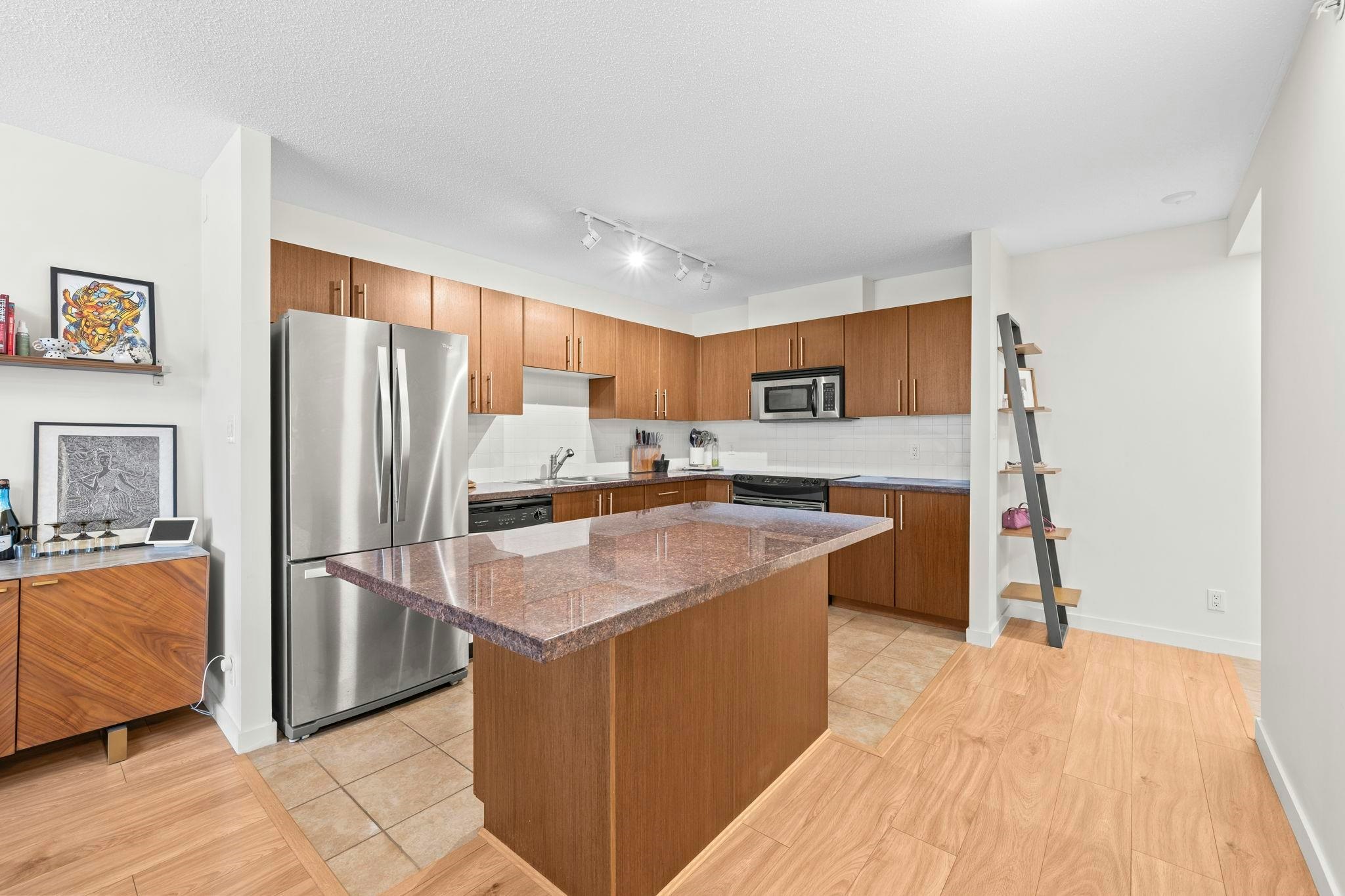 1007-2088 Madison Avenue, Burnaby, BC, V5C 6T5 - 7