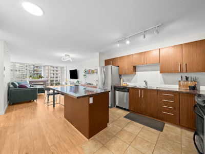 1007-2088 Madison Avenue - 3