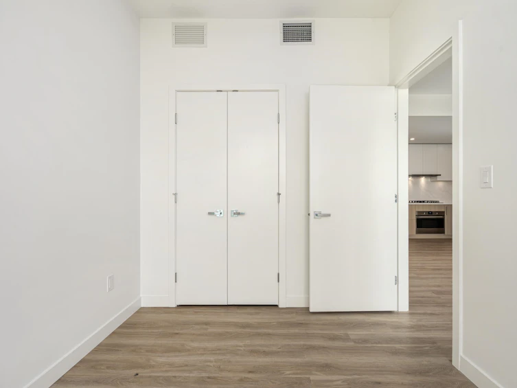 2801-9675 King George Boulevard, Surrey, BC, V3T 0T7 - 10