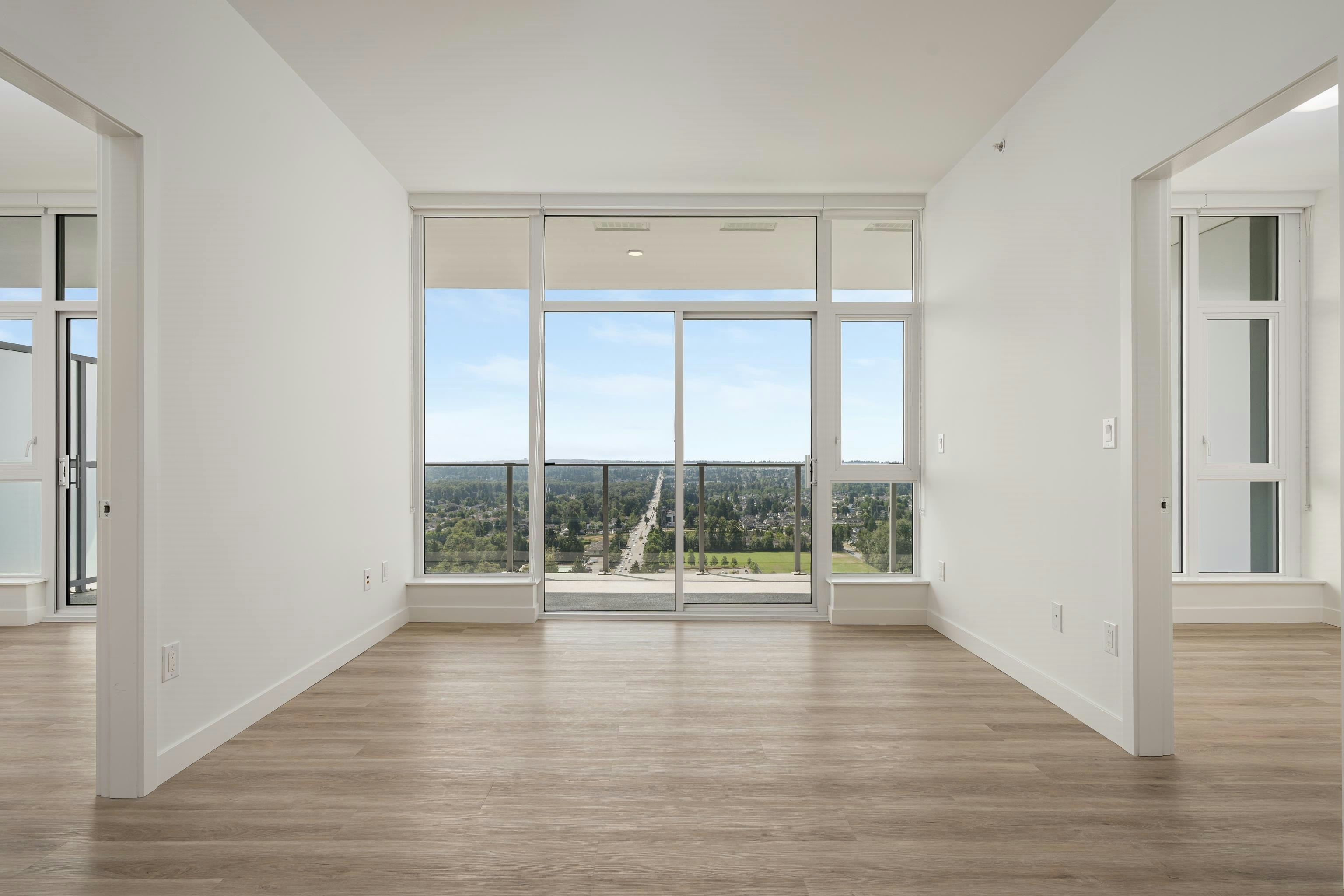 2801-9675 King George Boulevard, Surrey, BC, V3T 0T7 - 11