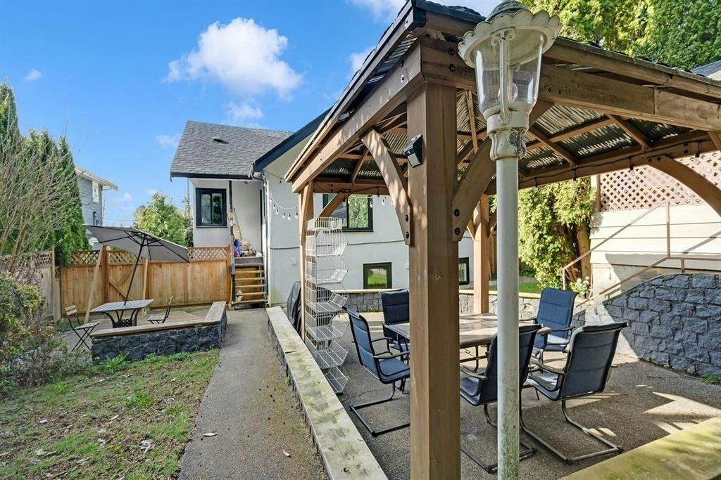 1921 Fulton Avenue, West Vancouver, BC, V7V 1T2 - 32