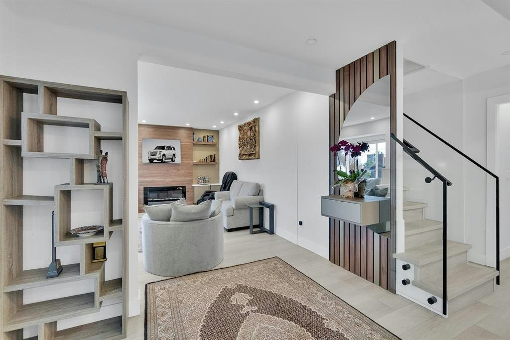 1921 Fulton Avenue - 4