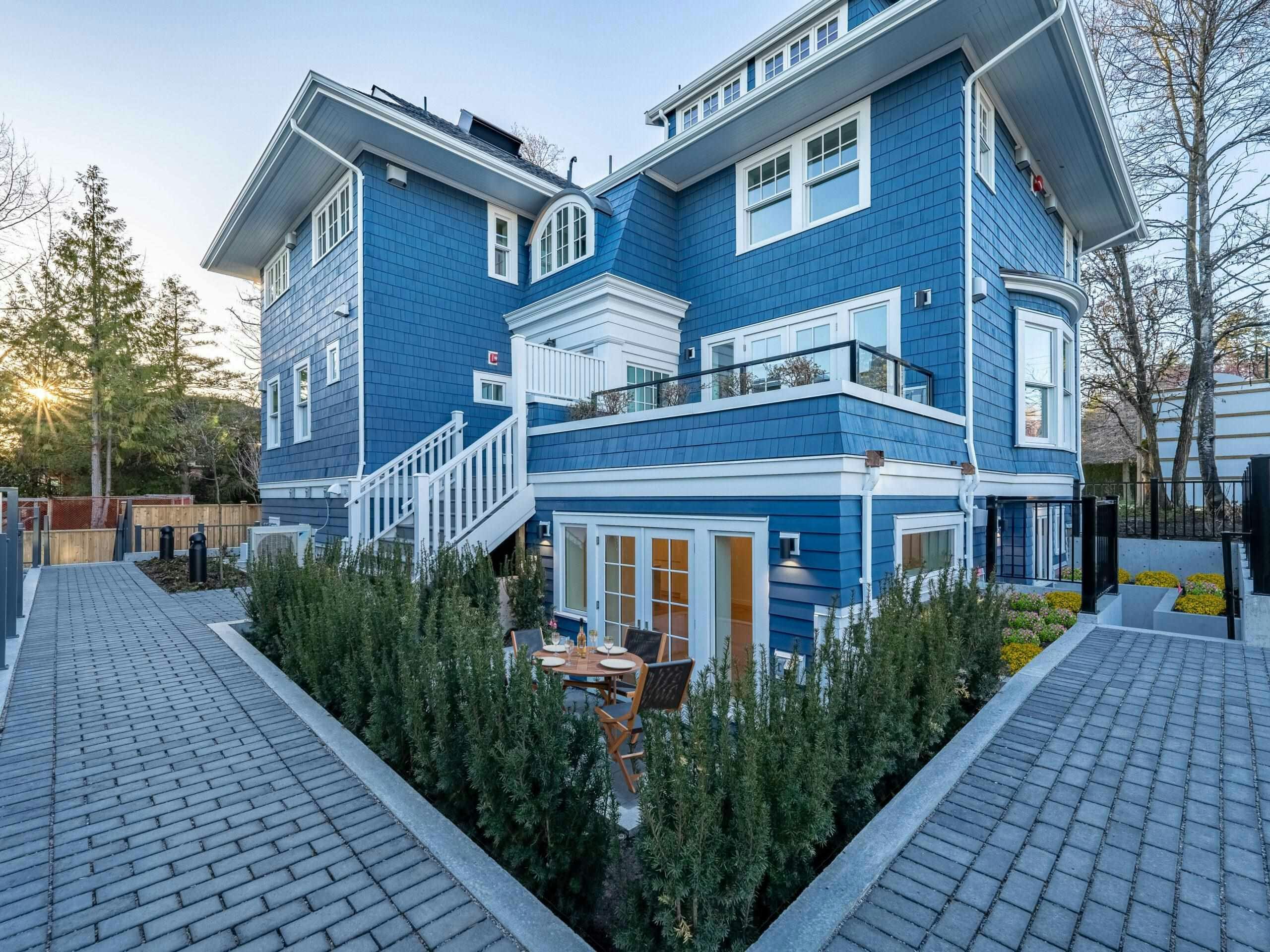 7303 Hudson Street, Vancouver, BC, V6P 4L1