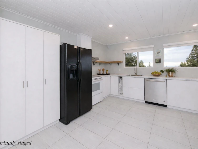 1405 Velvet Road, Gibsons, BC, V0N 1V0 - 6
