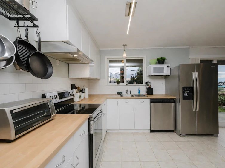 1405 Velvet Road, Gibsons, BC, V0N 1V0 - 24