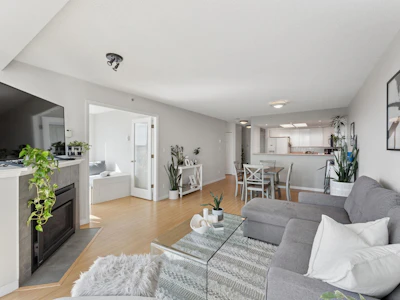 1603-1128 Quebec Street - 4
