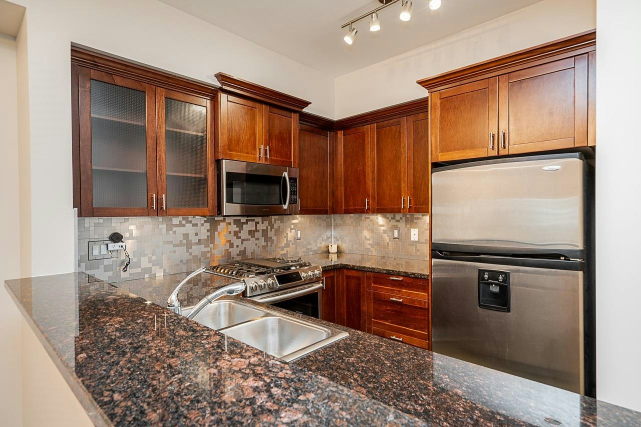 160-7388 Macpherson Avenue, Burnaby, BC, V5J 0A1 - 15
