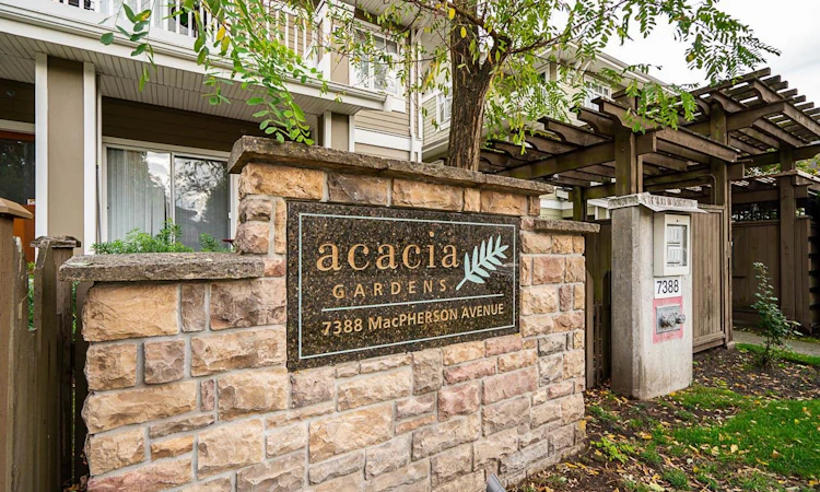 160-7388 Macpherson Avenue