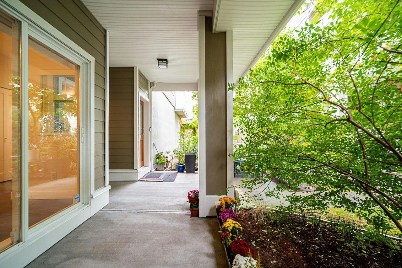 160-7388 Macpherson Avenue, Burnaby, BC, V5J 0A1 - 7