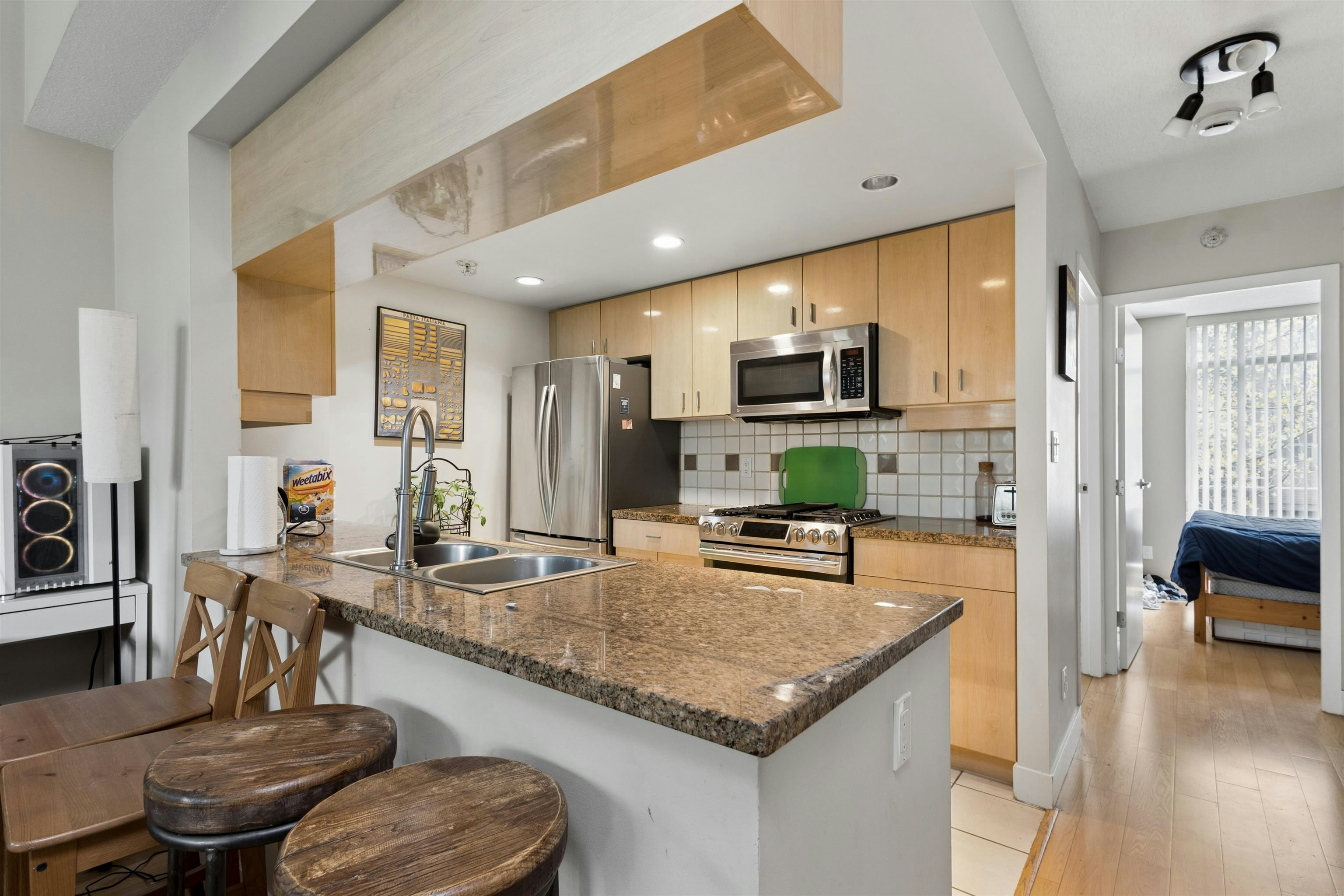 2P-1033 Marinaside Crescent, Vancouver, BC, V6Z 3A3 - 6