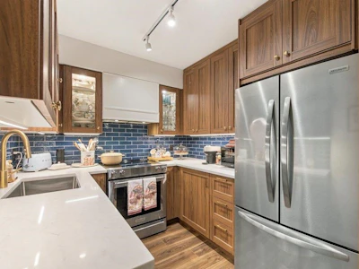 408-488 Helmcken Street - 4